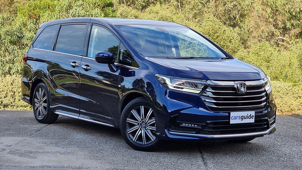 Honda Odyssey Australia New Kia Carnival Rival CarsGuide